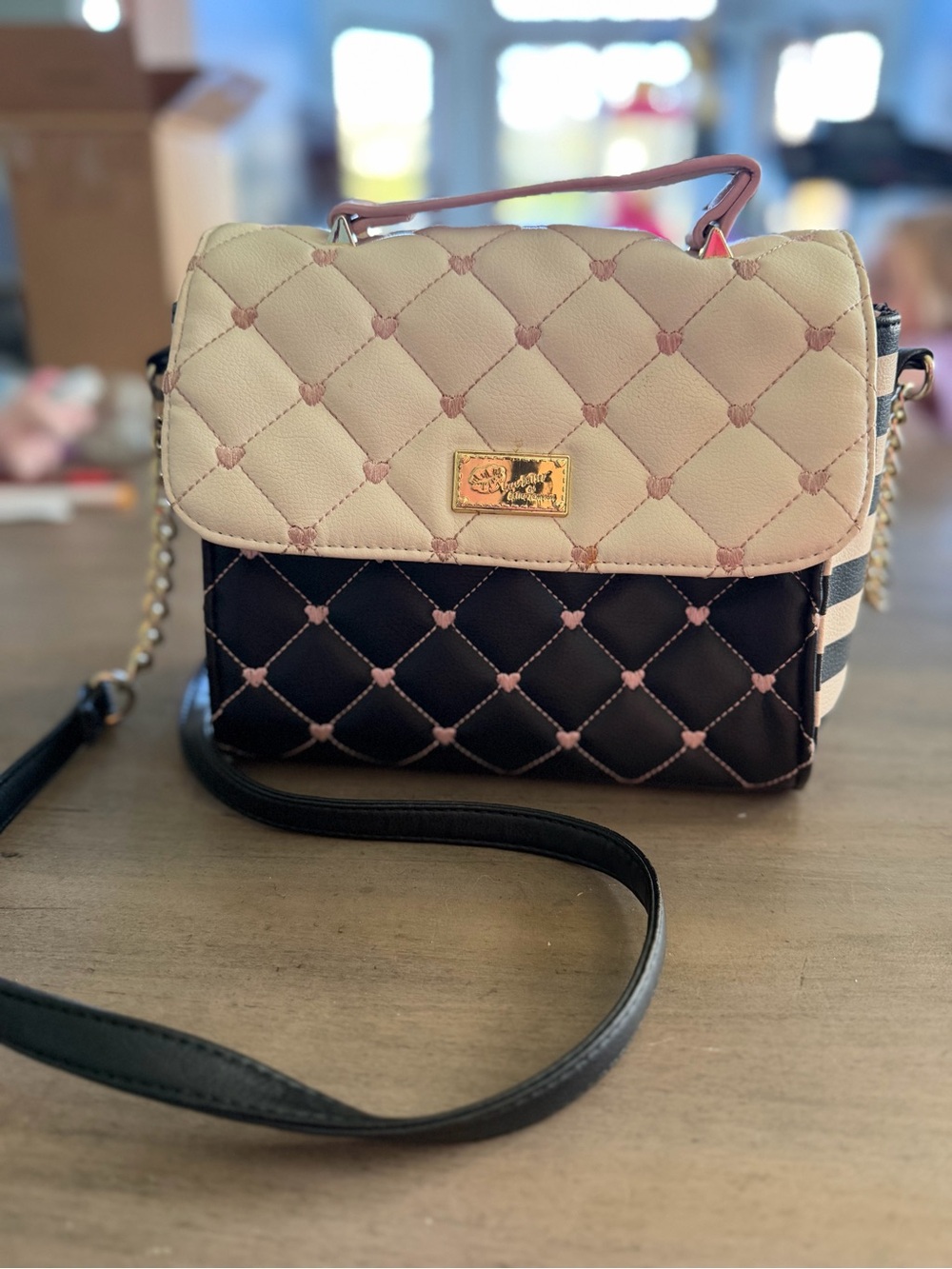 Luv Betsey Betsey Johnson Crossbody Satchel Black Pink Heart Quilted Y2K Bag